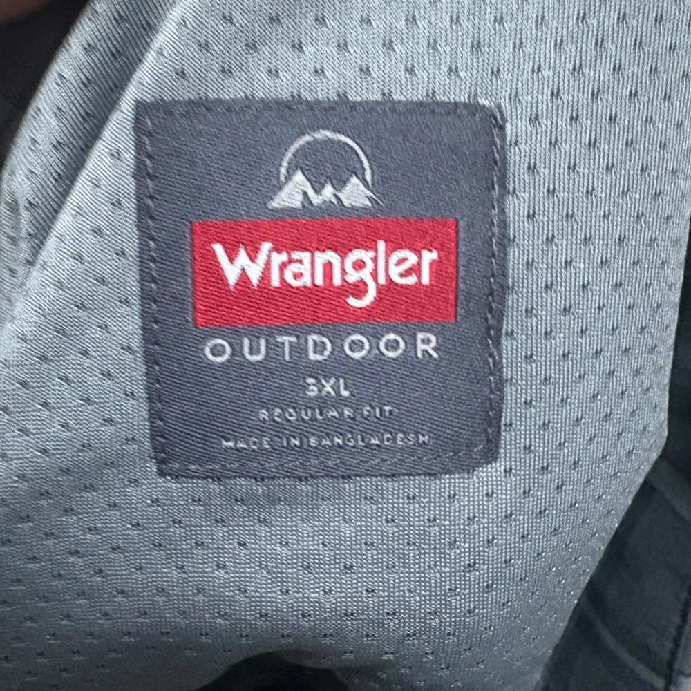 Wrangler‎ Outdoor Men 3XL Grey Plaid Stretch Moisture Wicking UPF 40 Shirt NEW